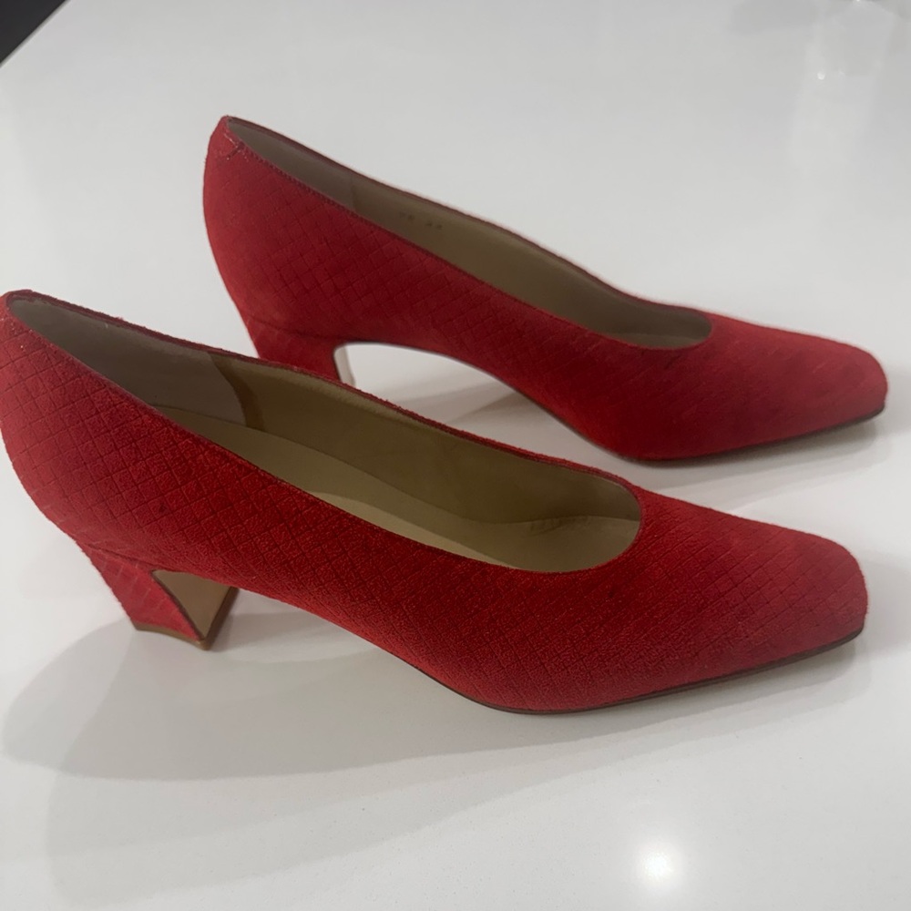 Rangoni Firenze Miny Red Square Toe Heels